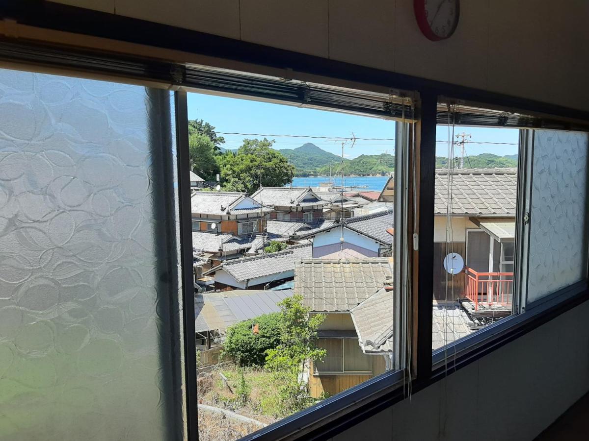 Guesthouse Kume Imabari Railway Station Екстериор снимка