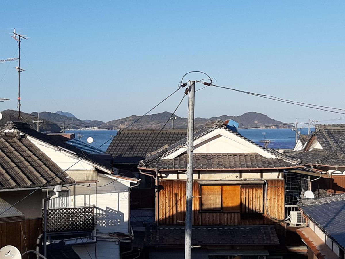 Guesthouse Kume Imabari Railway Station Екстериор снимка